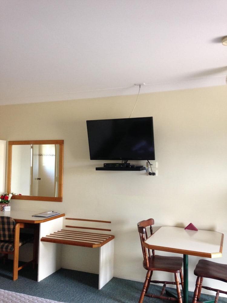 คันทรี โรส โมเทล วอร์วิก Motel วอริก ภายนอก รูปภาพ